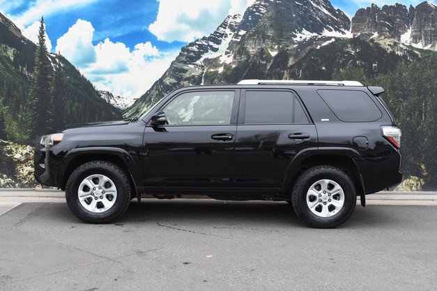 Used 2016 Toyota 4Runner SR5 Premium image 7