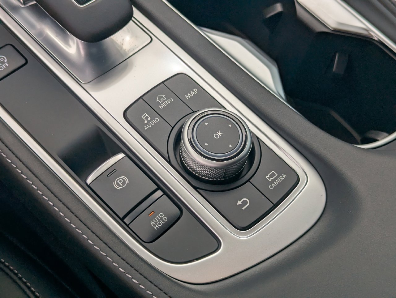 New 2027 INFINITI QX60 Luxe FWD image 24