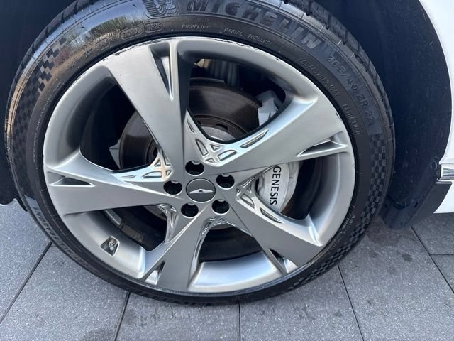 Used 2022 Genesis GV80 2.5T w/ Prestige Package 04 AWD/4WD image 9