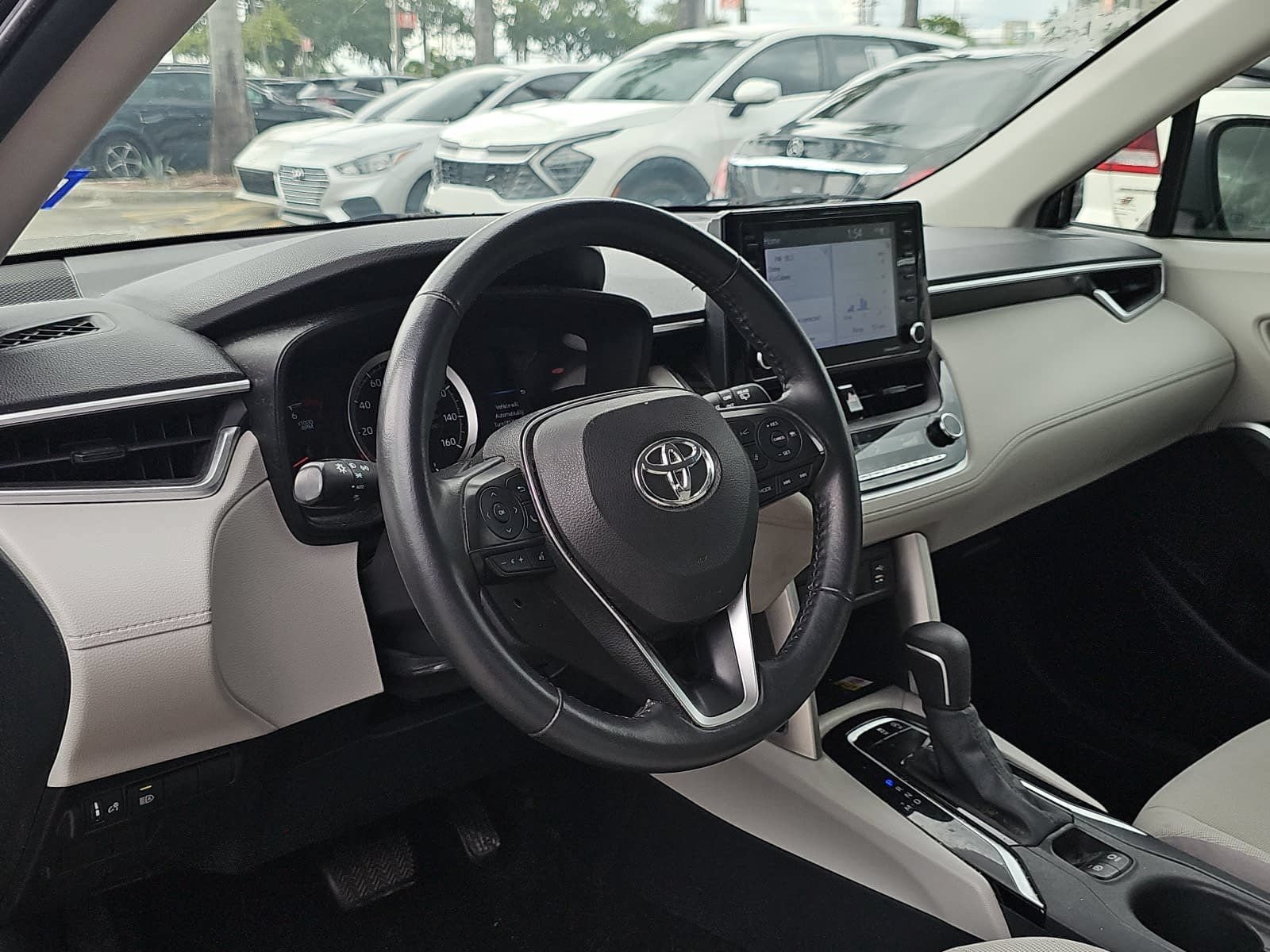 Used 2022 Toyota Corolla Cross LE FWD image 14