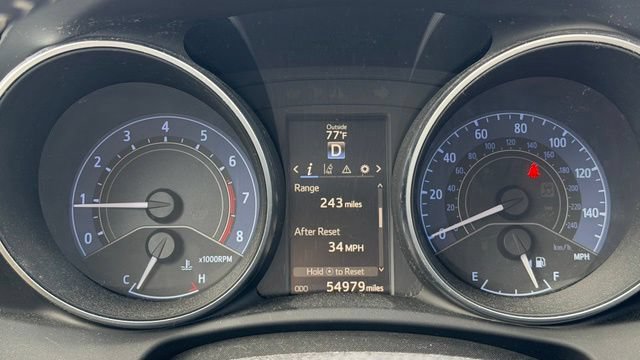 Used 2018 Toyota Corolla iM w/ Carpet Mat Package (TMS) FWD image 22
