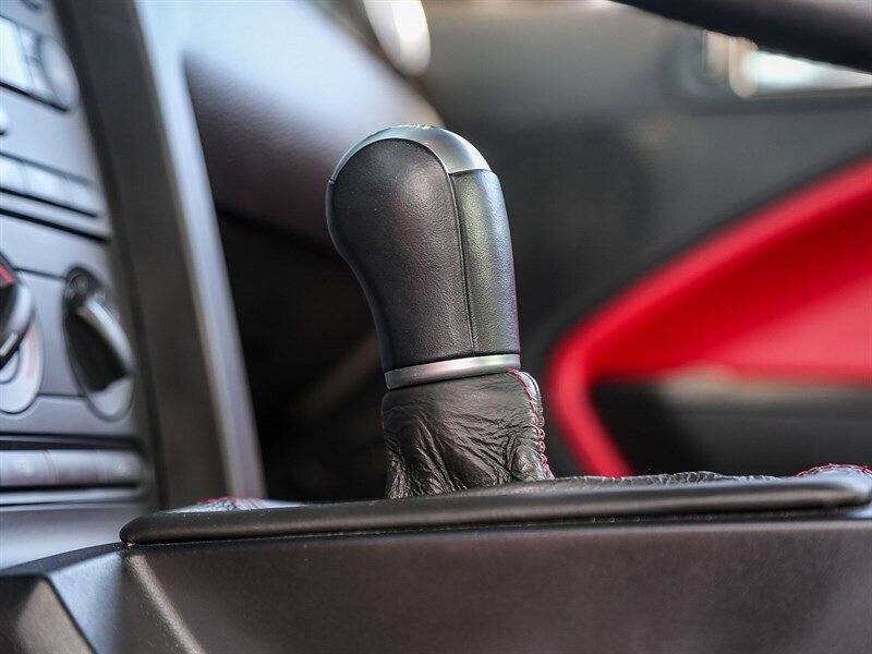 Used 2007 Ford Mustang Shelby GT500 RWD image 30