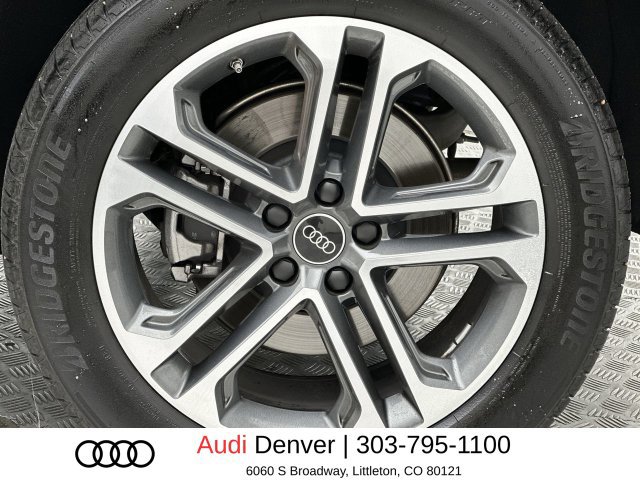 Used 2025 Audi Q5 Premium w/ Convenience Package AWD/4WD image 10