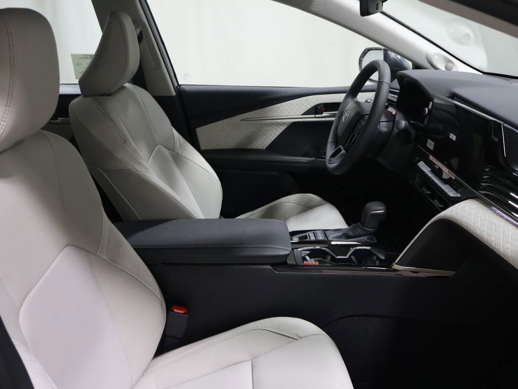 New 2026 Toyota Camry XLE image 18