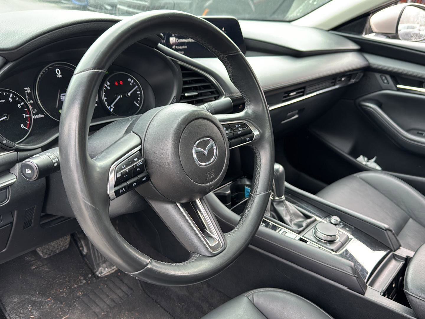 Used 2024 MAZDA MAZDA3 s image 13
