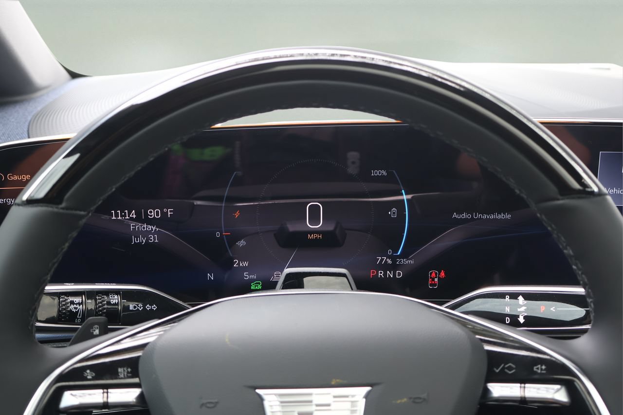 New 2027 Cadillac Optiq Premium Luxury AWD/4WD image 23