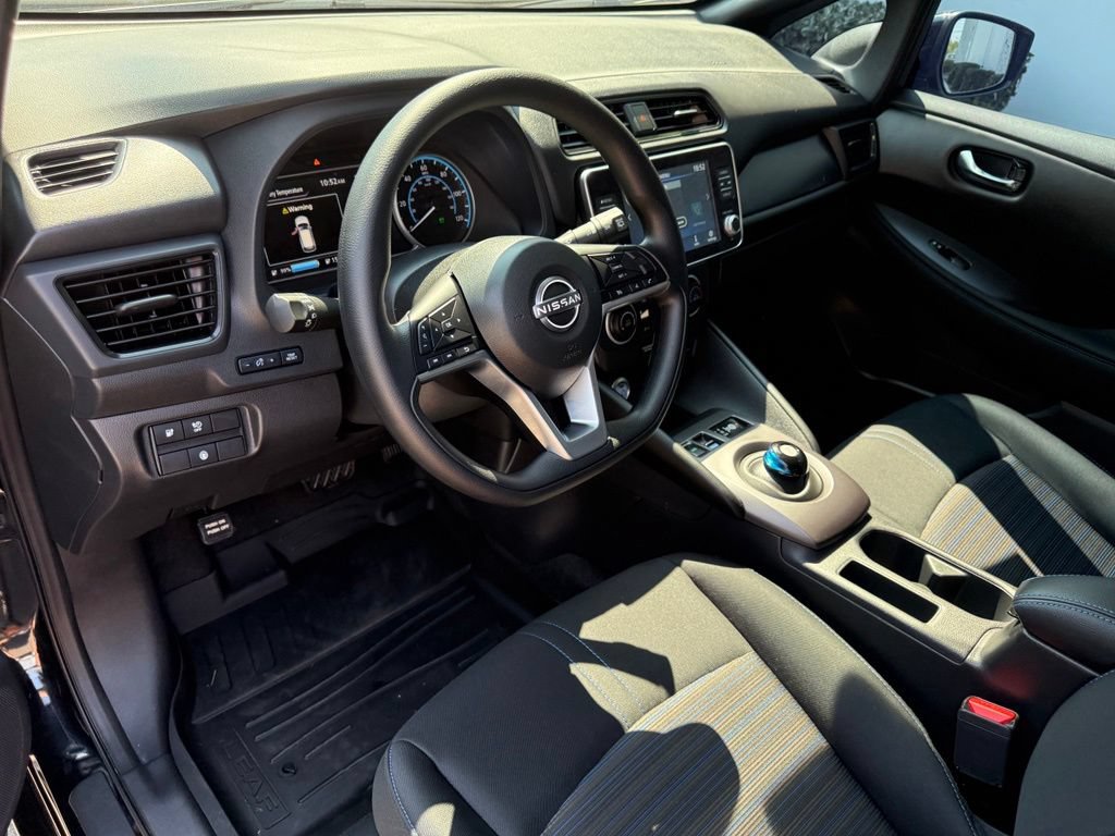 Certified 2025 Nissan Leaf S FWD image 12
