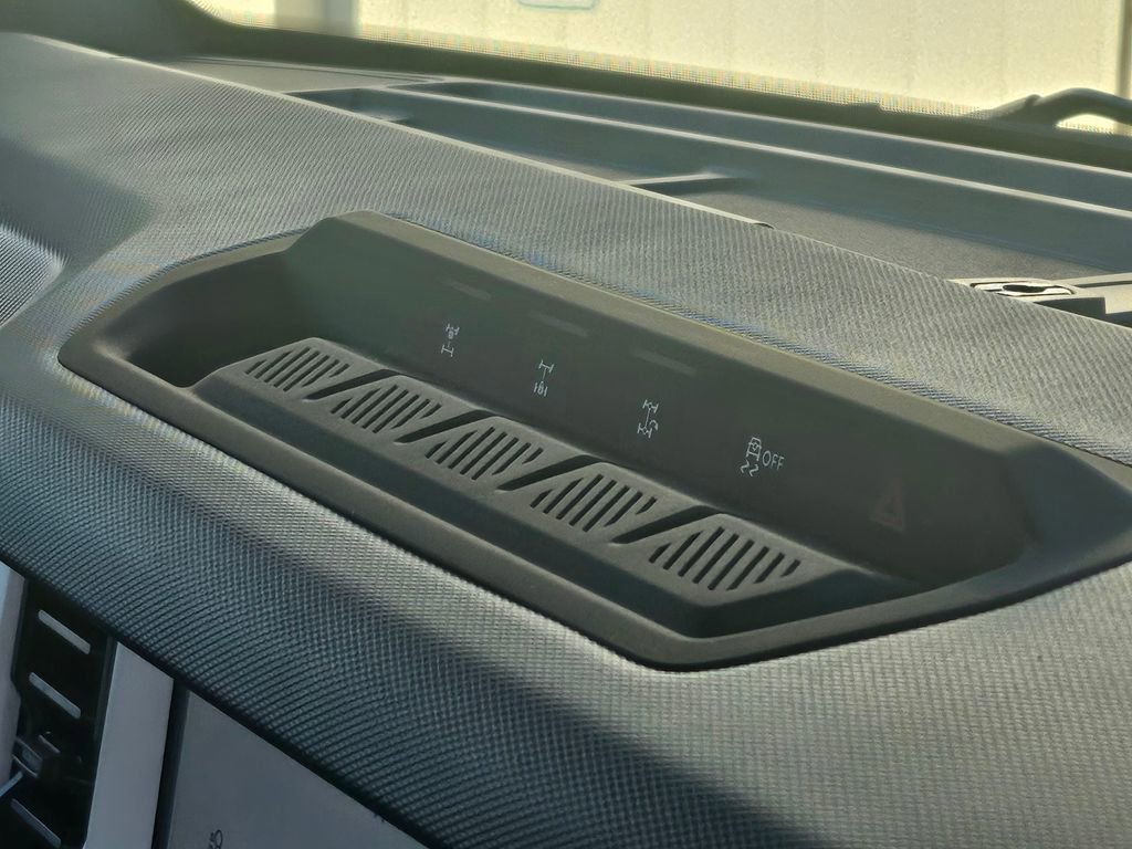 New 2025 Ford Bronco Heritage Edition image 17