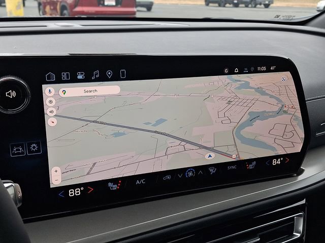 New 2026 Chevrolet Traverse LT w/ Sun and Wheel Package image 13