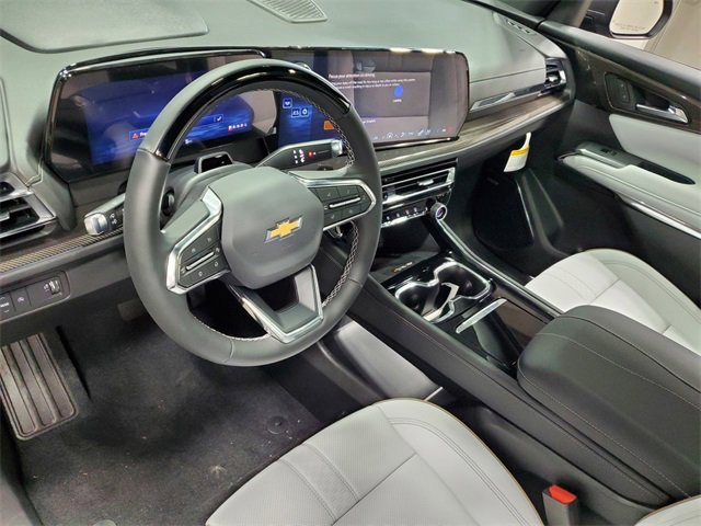 New 2025 Chevrolet Traverse High Country image 11