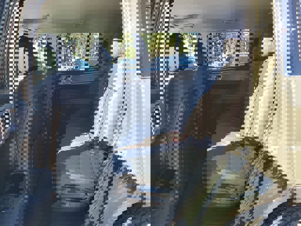 Used 2025 Hyundai Santa Fe XRT image 10