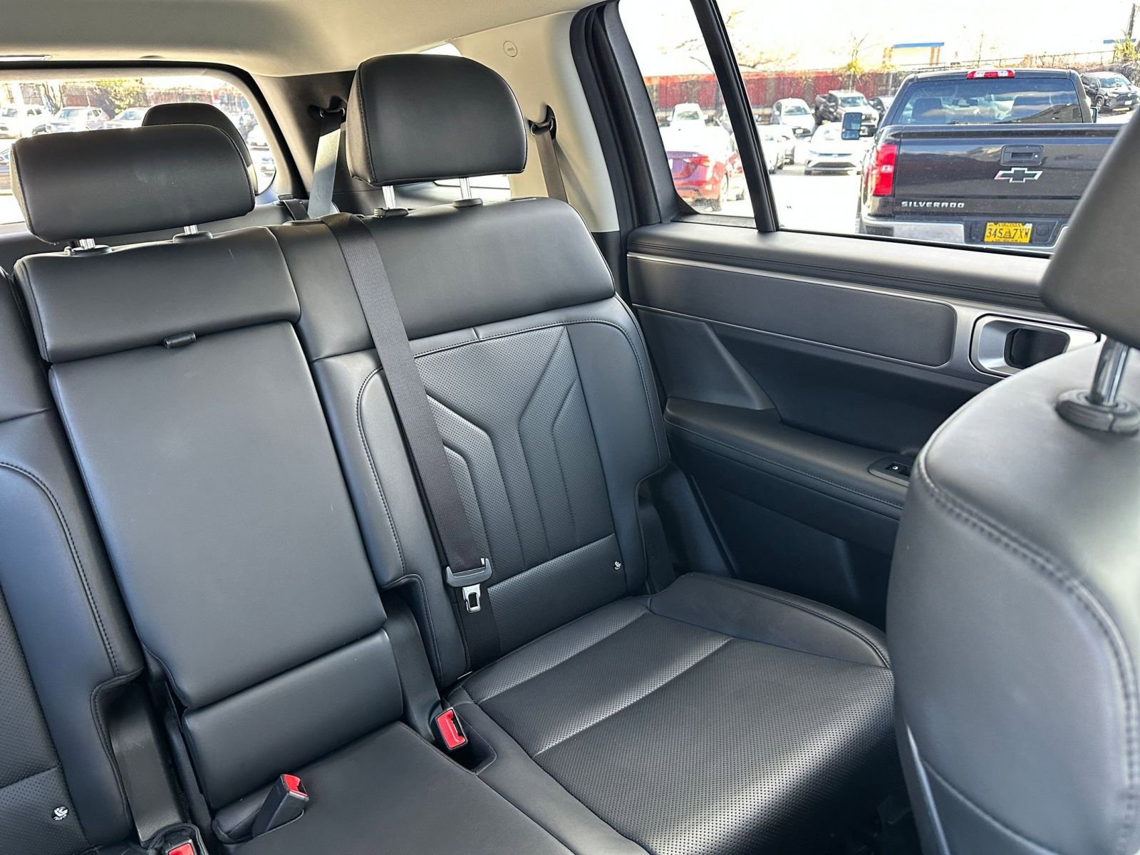 Used 2025 Hyundai Santa Fe SEL image 36