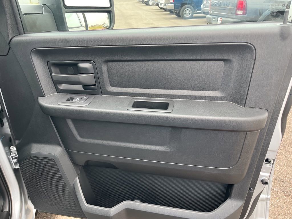 New 2026 RAM 3500 Tradesman w/ Chrome Appearance Group A image 40