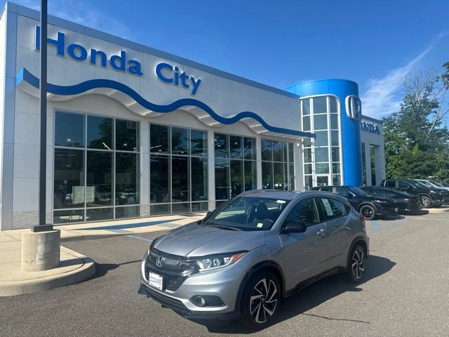 Used 2019 Honda HR-V Sport image 2