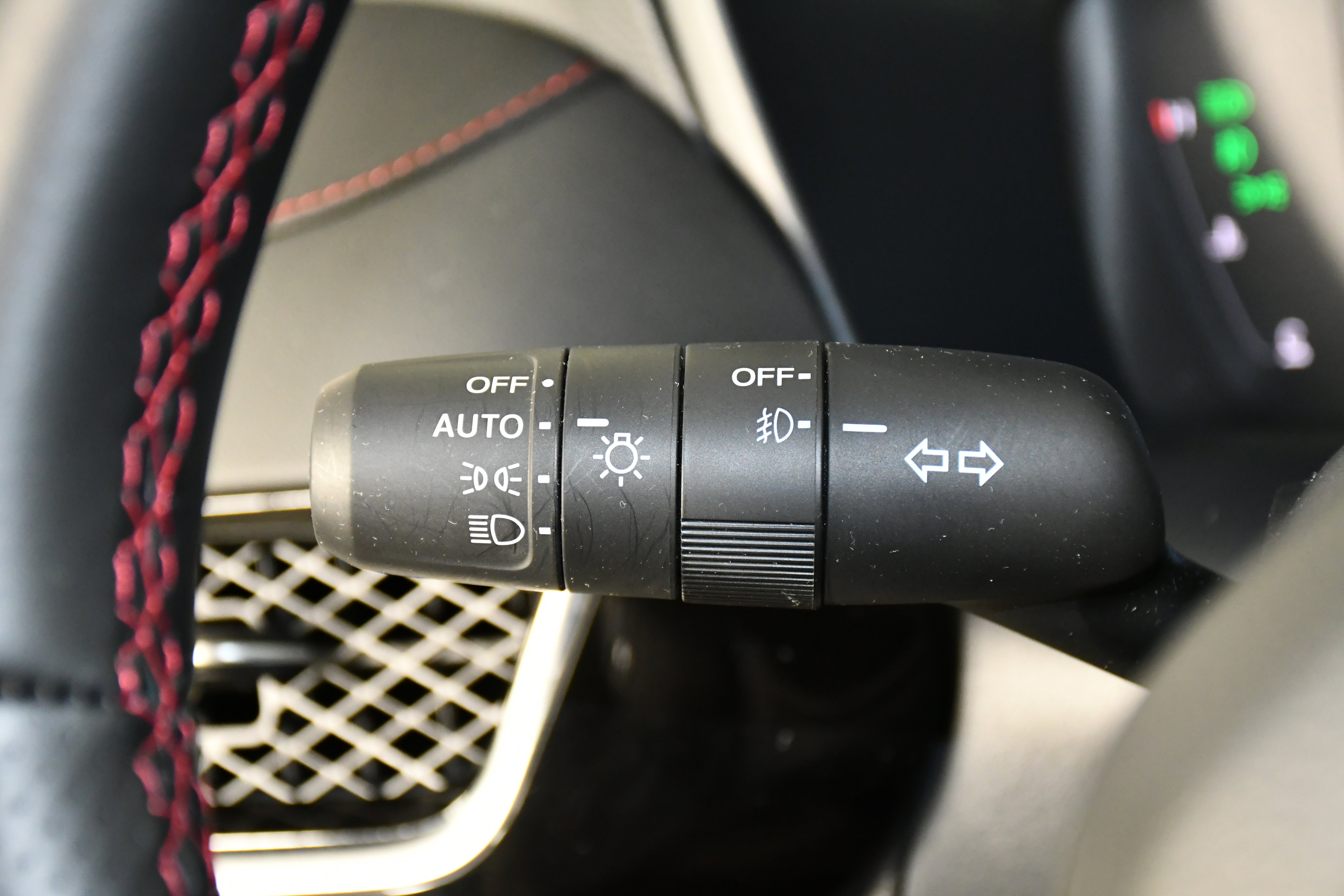 Certified 2025 Acura ADX A-Spec image 22