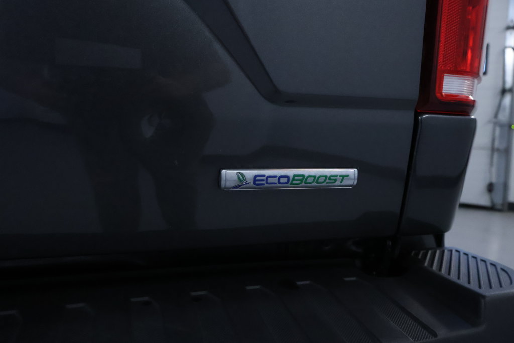 Used 2018 Ford F150 XLT AWD/4WD image 9