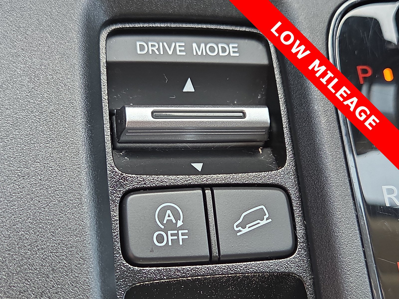 Used 2025 Honda CR-V LX image 19