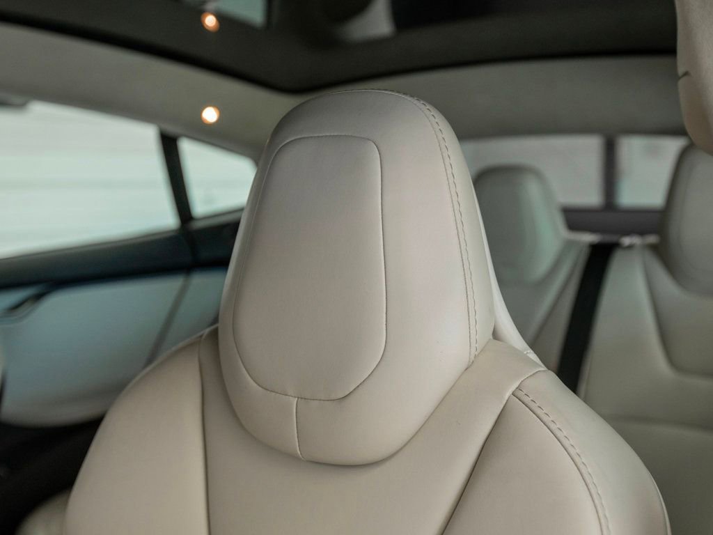 Used 2019 Tesla Model S Performance image 24