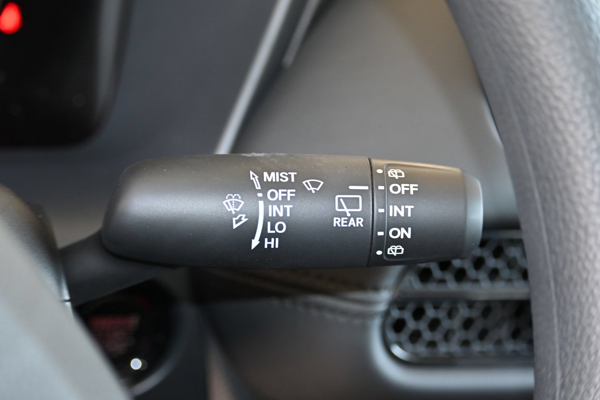 New 2027 Honda HR-V LX image 27