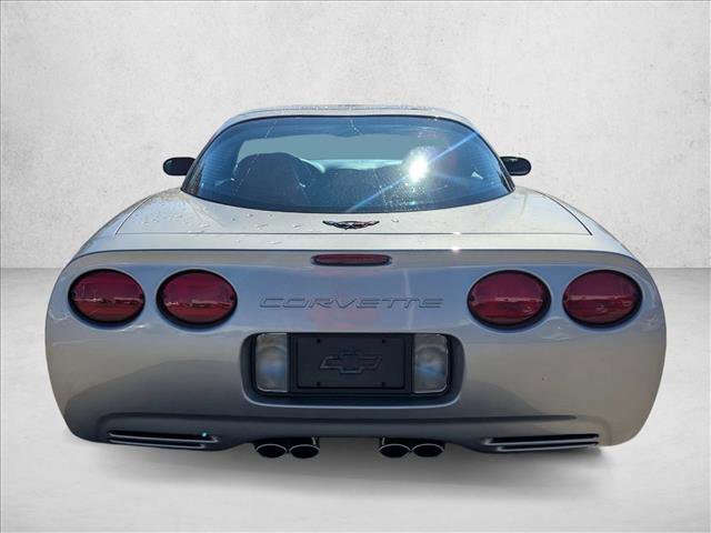 Used 2004 Chevrolet Corvette Coupe image 6