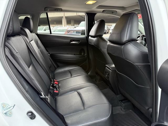 Certified 2025 Toyota Corolla Cross XLE image 30
