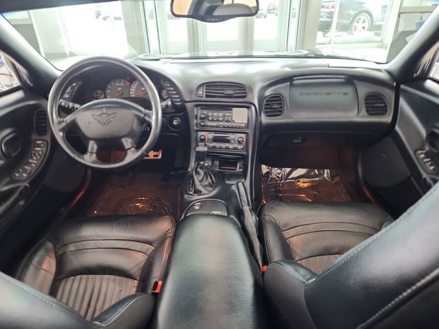 Used 2004 Chevrolet Corvette Base w/ Preferred Equipment Group image 30