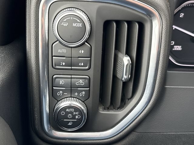 Certified 2022 GMC Sierra 2500 AT4 AWD/4WD image 17