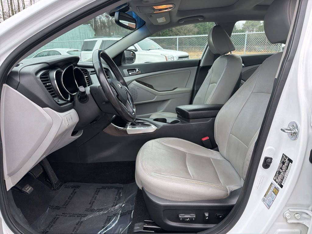 Used 2013 Kia Optima EX w/ Premium Pkg image 16
