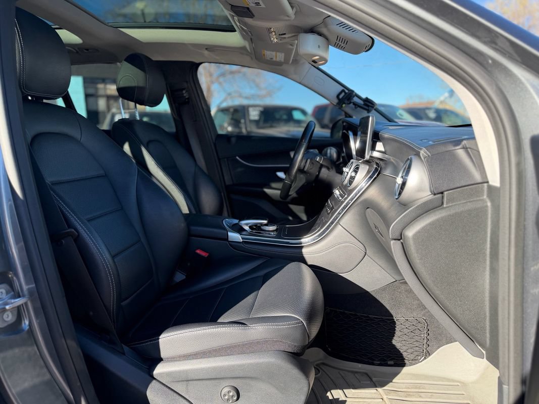 Used 2016 Mercedes-Benz GLC 300 4MATIC image 6