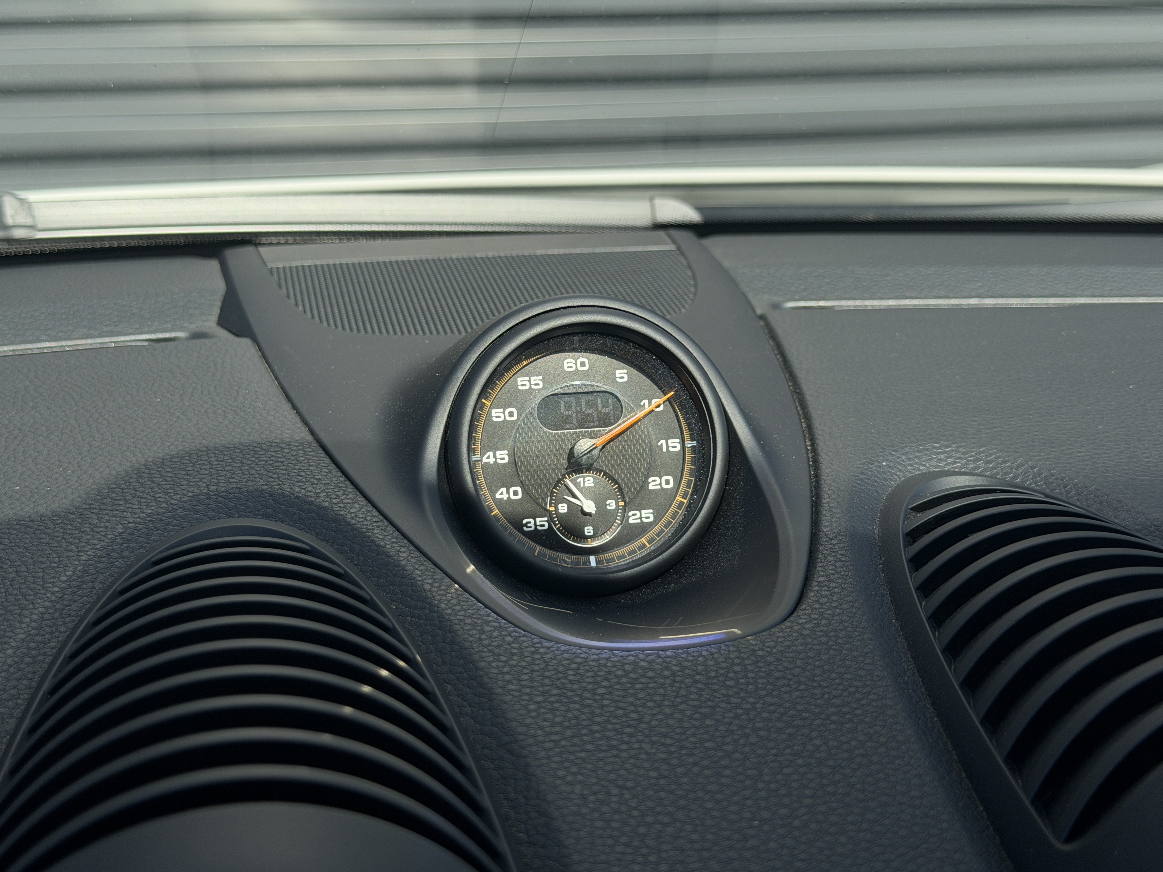 Certified 2020 Porsche 718 Cayman GT4 RWD image 24
