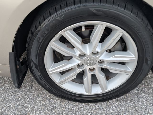 Used 2014 Toyota Avalon XLE Premium FWD image 14