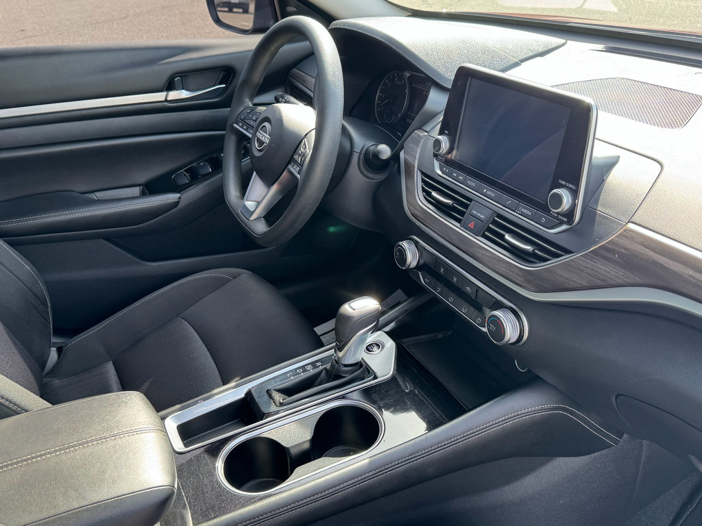 Used 2023 Nissan Altima 2.5 SV image 21