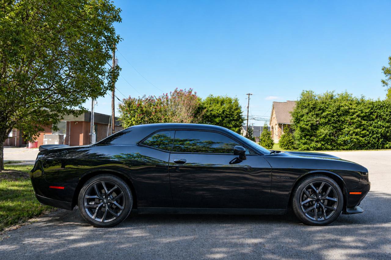 Used 2020 Dodge Challenger R/T w/ Blacktop Package RWD image 4
