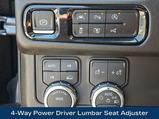 Used 2025 GMC Yukon Denali AWD/4WD image 9