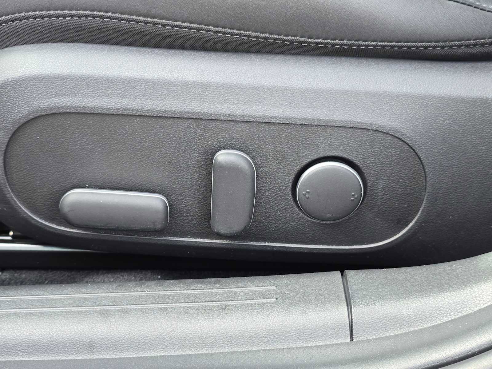 Used 2023 Hyundai Ioniq 6 SEL image 22