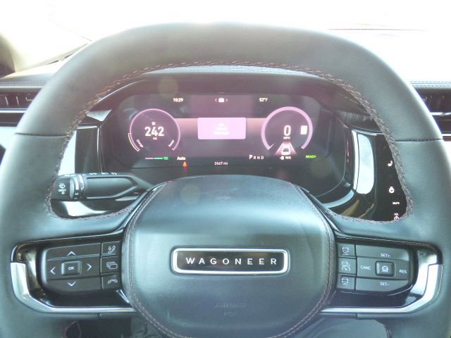 Used 2025 Jeep Wagoneer S Limited image 32