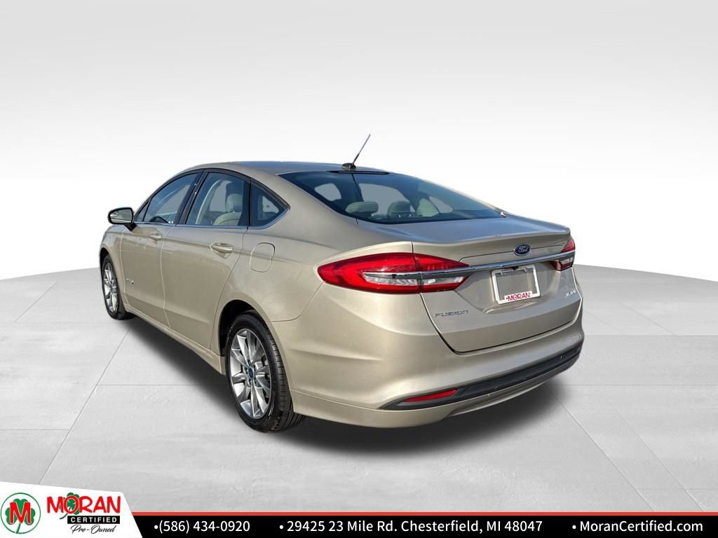 Used 2017 Ford Fusion S image 3