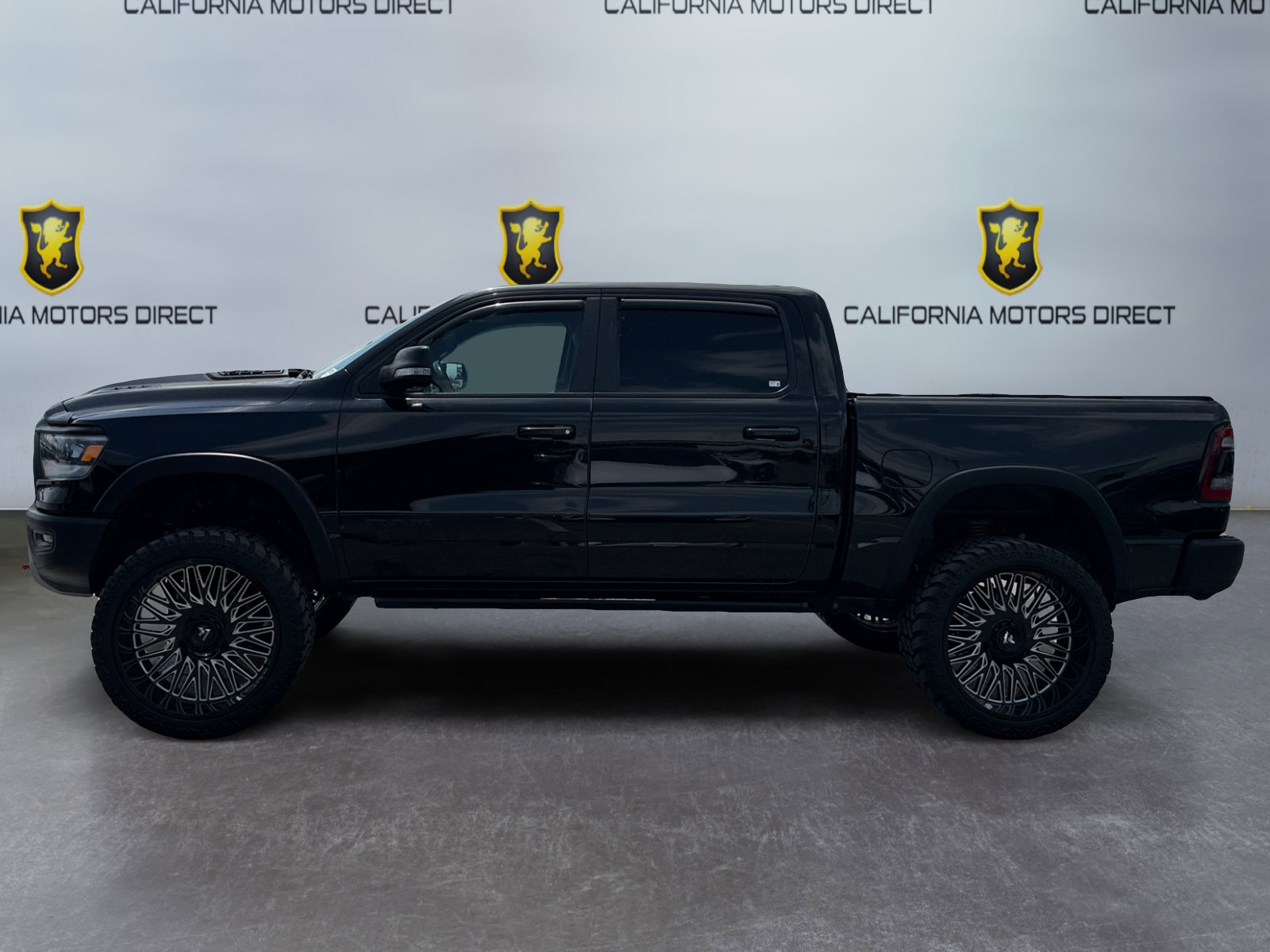 Used 2019 RAM 1500 Rebel w/ Rebel Level 1 Equipment Group AWD/4WD image 2