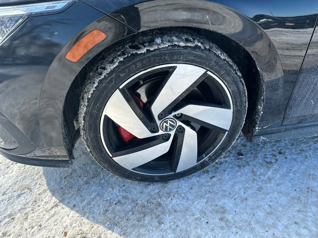 Used 2024 Volkswagen GTI S image 2