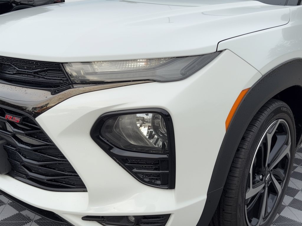 Used 2022 Chevrolet TrailBlazer RS FWD image 12