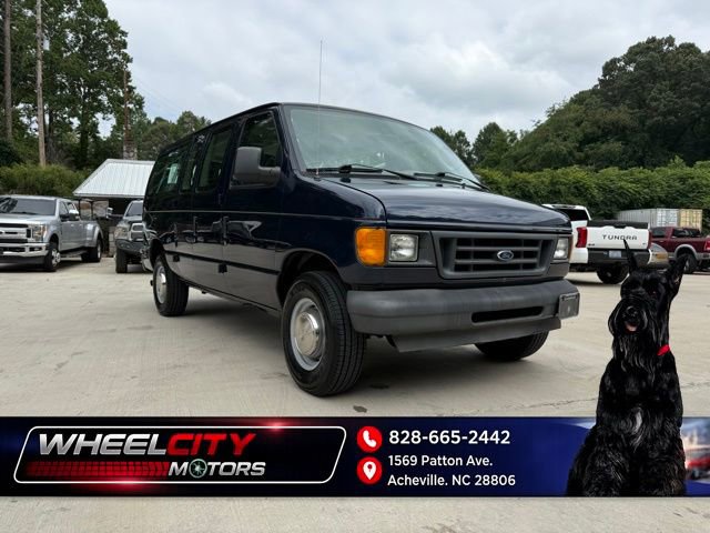 Used 2003 Ford E-350 and Econoline 350 Super Duty Wagon RWD image 1
