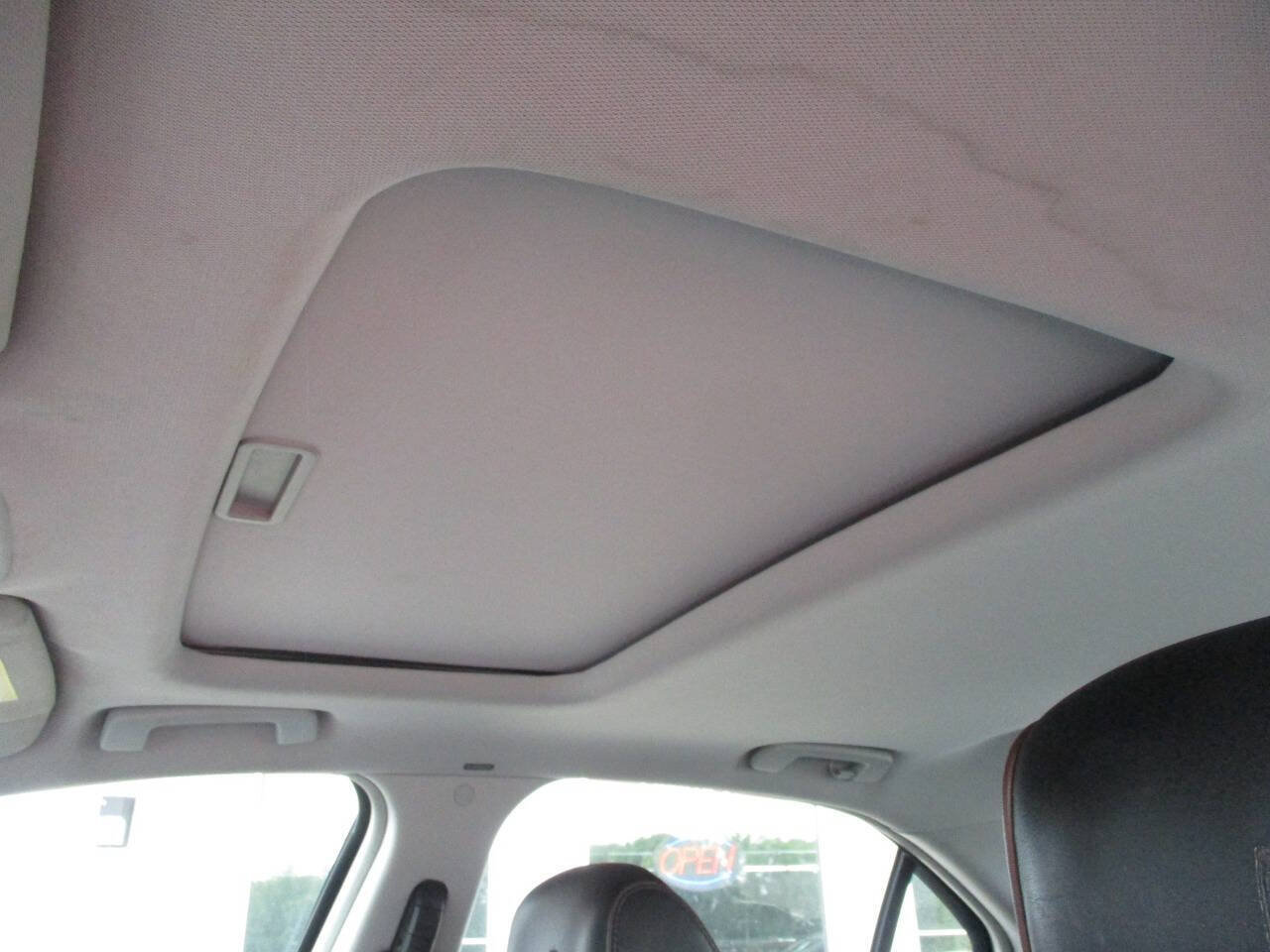 Used 2010 Lincoln MKZ FWD image 16