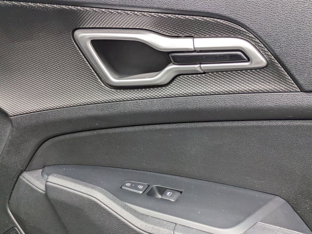 Used 2024 Kia Sportage LX image 33