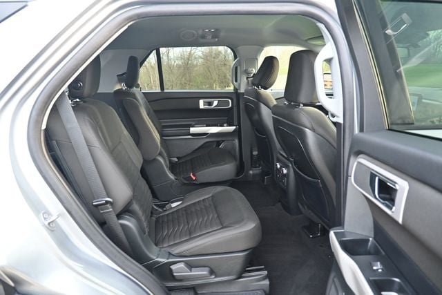 Used 2020 Ford Explorer XLT w/ Comfort Package AWD/4WD image 21