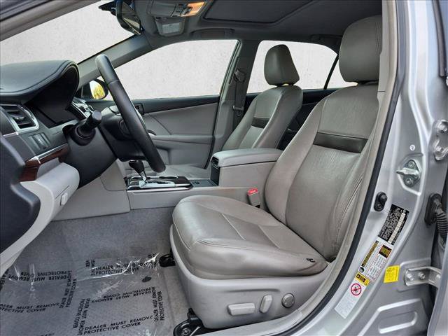 Used 2012 Toyota Camry XLE w/ Convenience Pkg FWD image 16