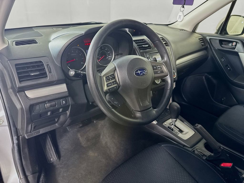 Used 2014 Subaru Forester 2.5i Premium w/ All-Weather Package AWD/4WD image 9
