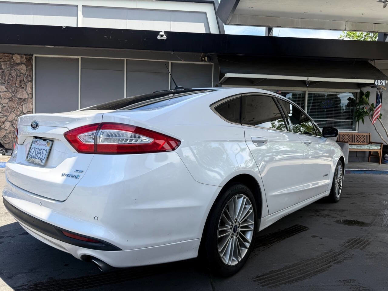 Used 2013 Ford Fusion SE FWD image 6