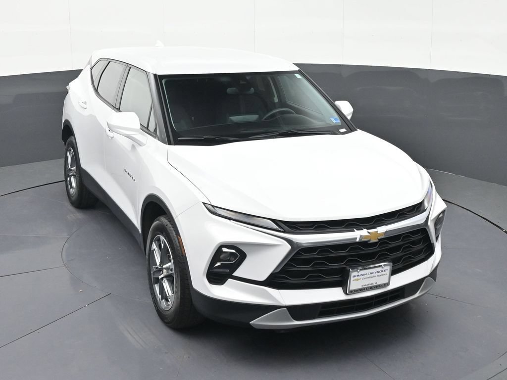 Used 2023 Chevrolet Blazer LT AWD/4WD image 27