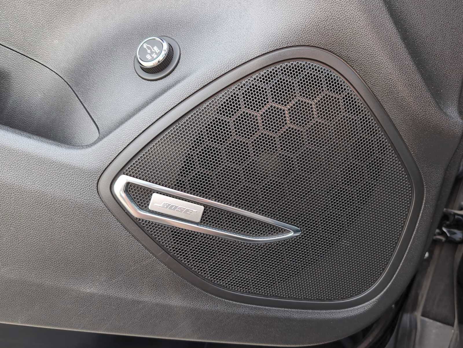 Used 2023 Buick Envision Avenir image 25