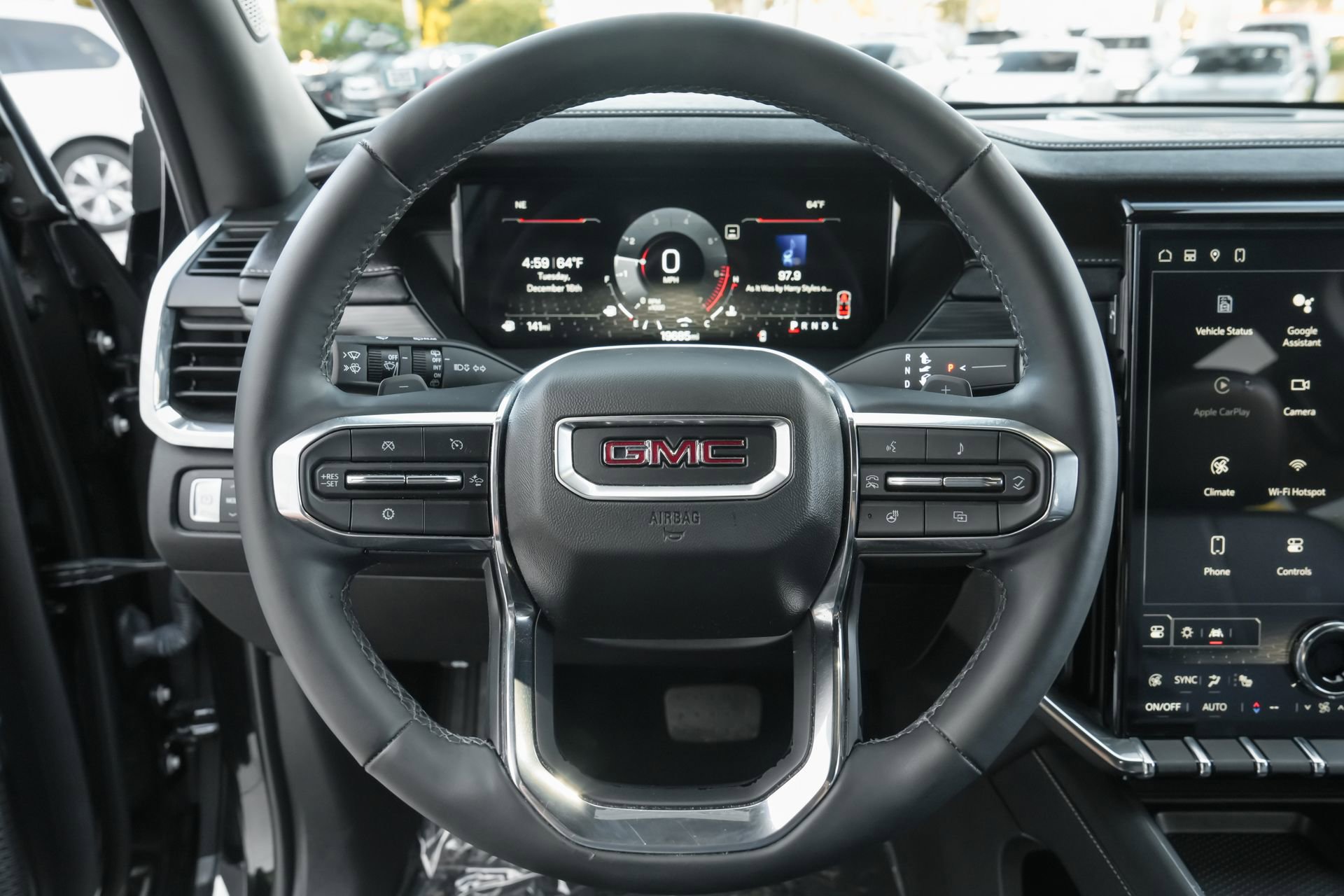 Used 2024 GMC Acadia Elevation image 8